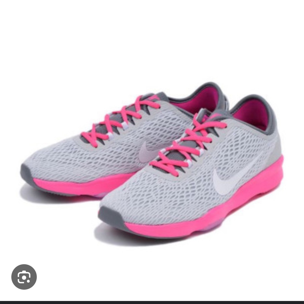 Nike Women's Zoom Fit Shoes Gray and Pink Training size 9